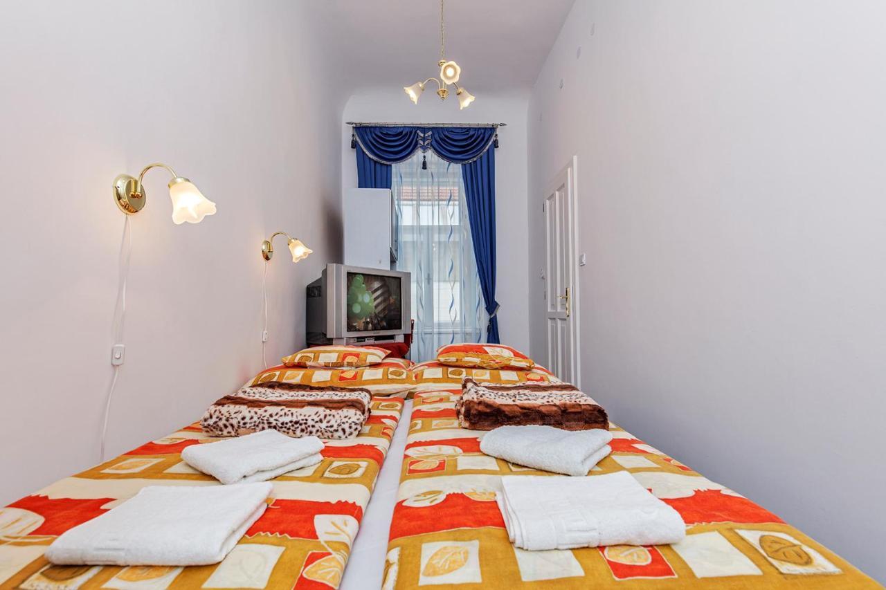 Arany Csillag Apartman Eger Exterior photo